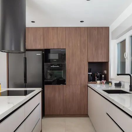 Prima Lux - Four Bedroom With Pool Kastela