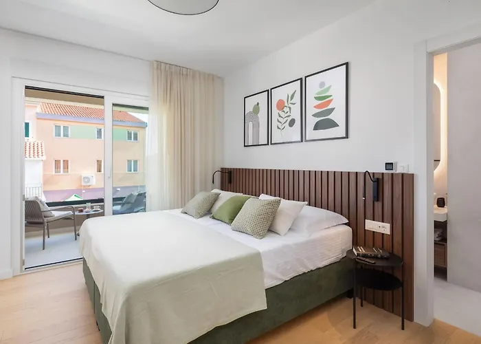 Prima Lux - Four Bedroom With Pool *
