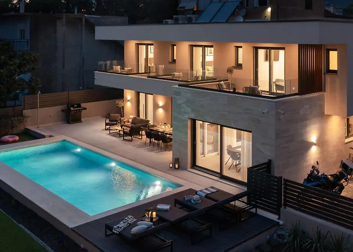 Villa Prima Lux - Four Bedroom With Pool