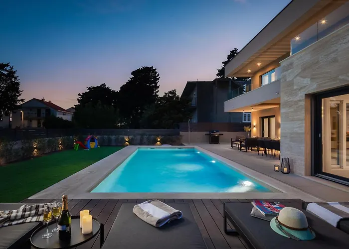 Prima Lux - Four Bedroom With Pool Villa *