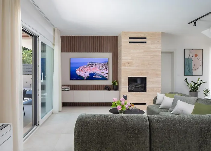 Villa Prima Lux - Four Bedroom With Pool